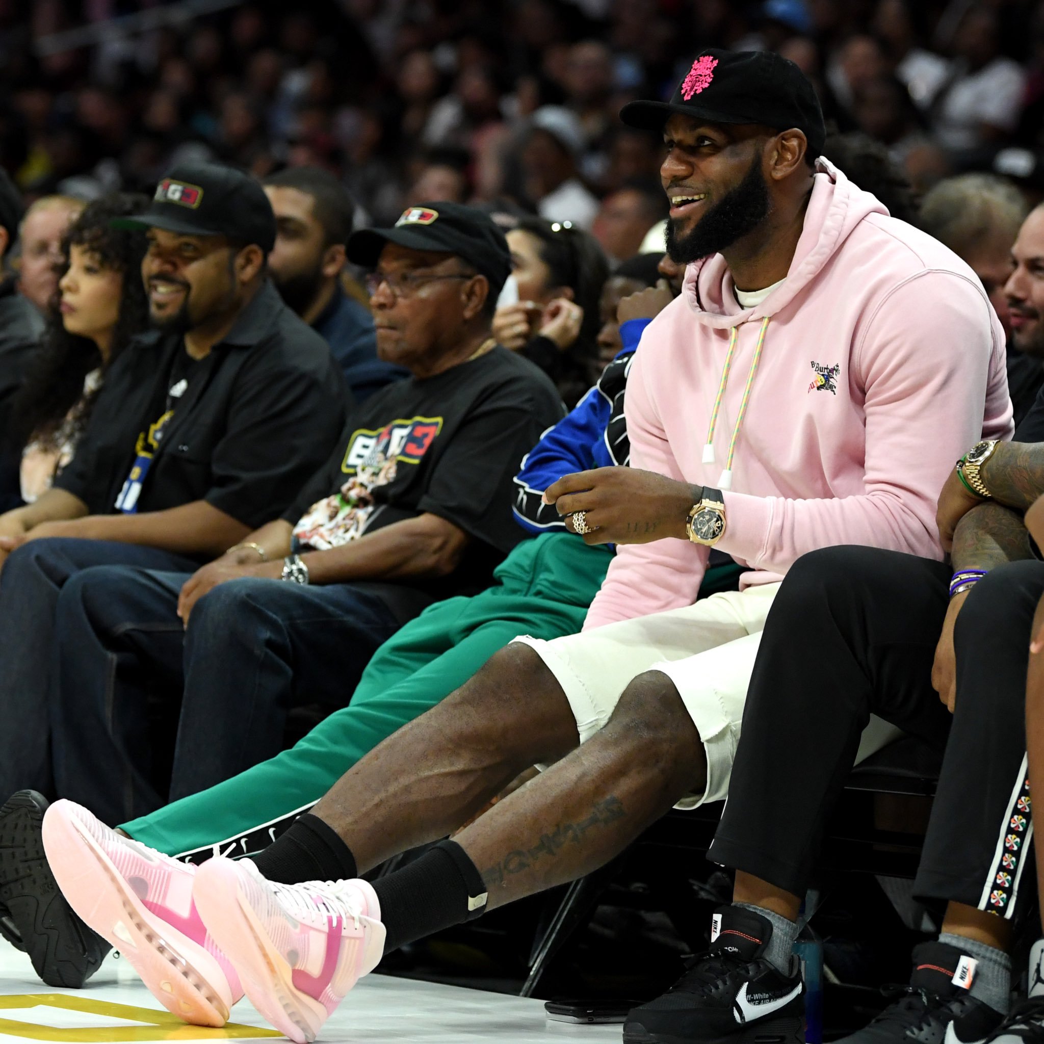 中场推射破 中场推射破