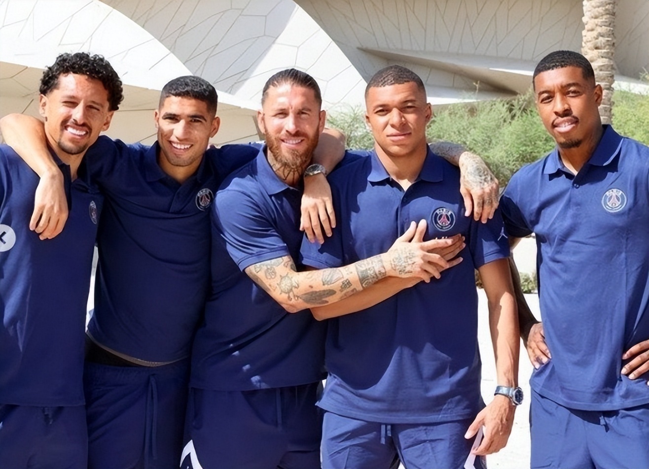 布料响应更 布料响应更